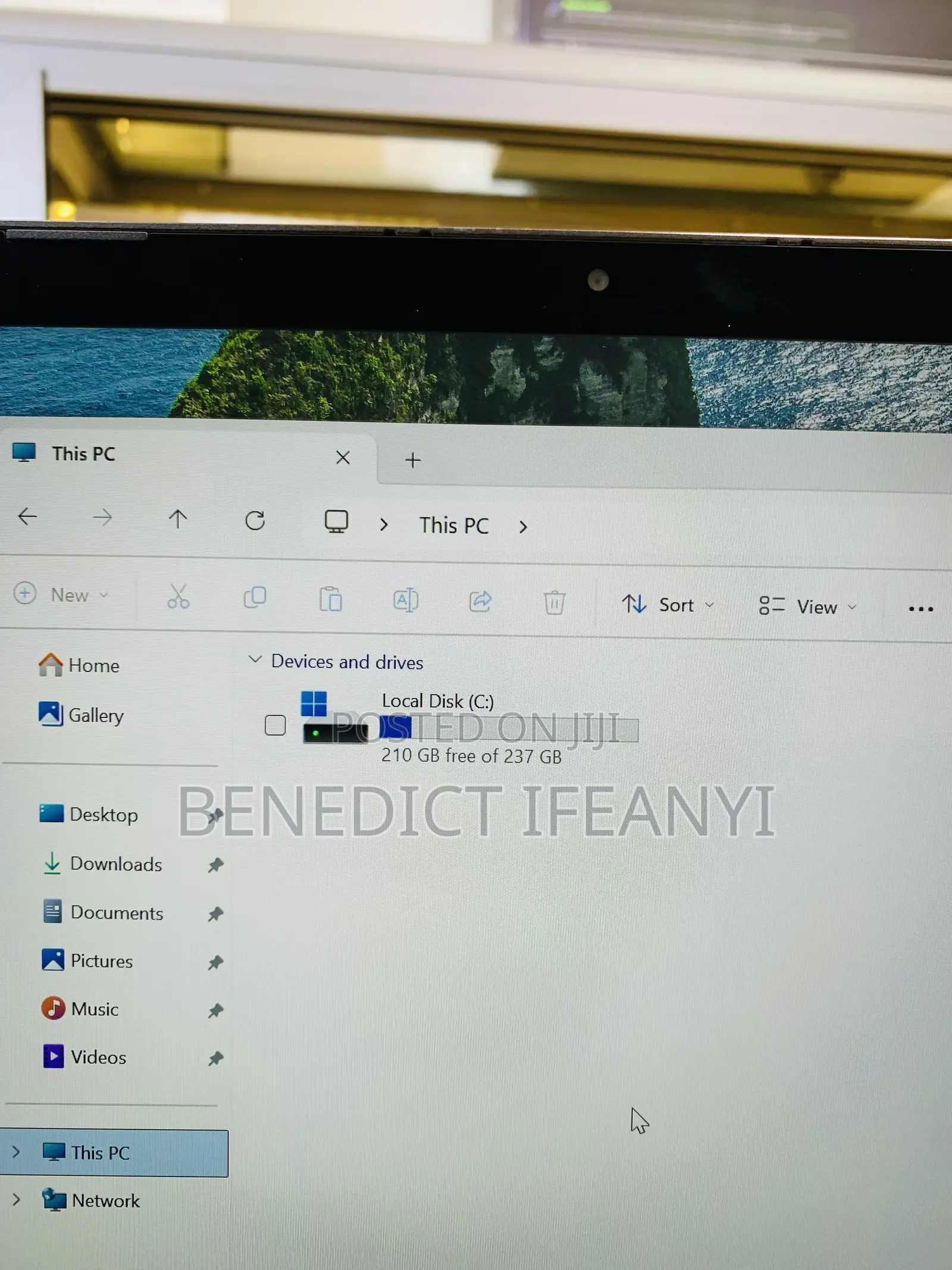 Laptop Dell Inspiron 14 5400 2-in-1 8GB Intel Core i5 SSD 256GB