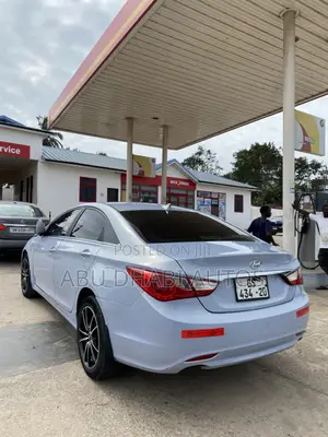 Hyundai Sonata SE 2.0T Sedan FWD (2.0L 4cyl 6A) 2012 Blue