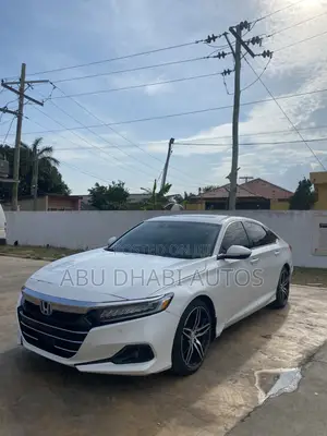 Honda Accord Touring 2.0T 2021 White