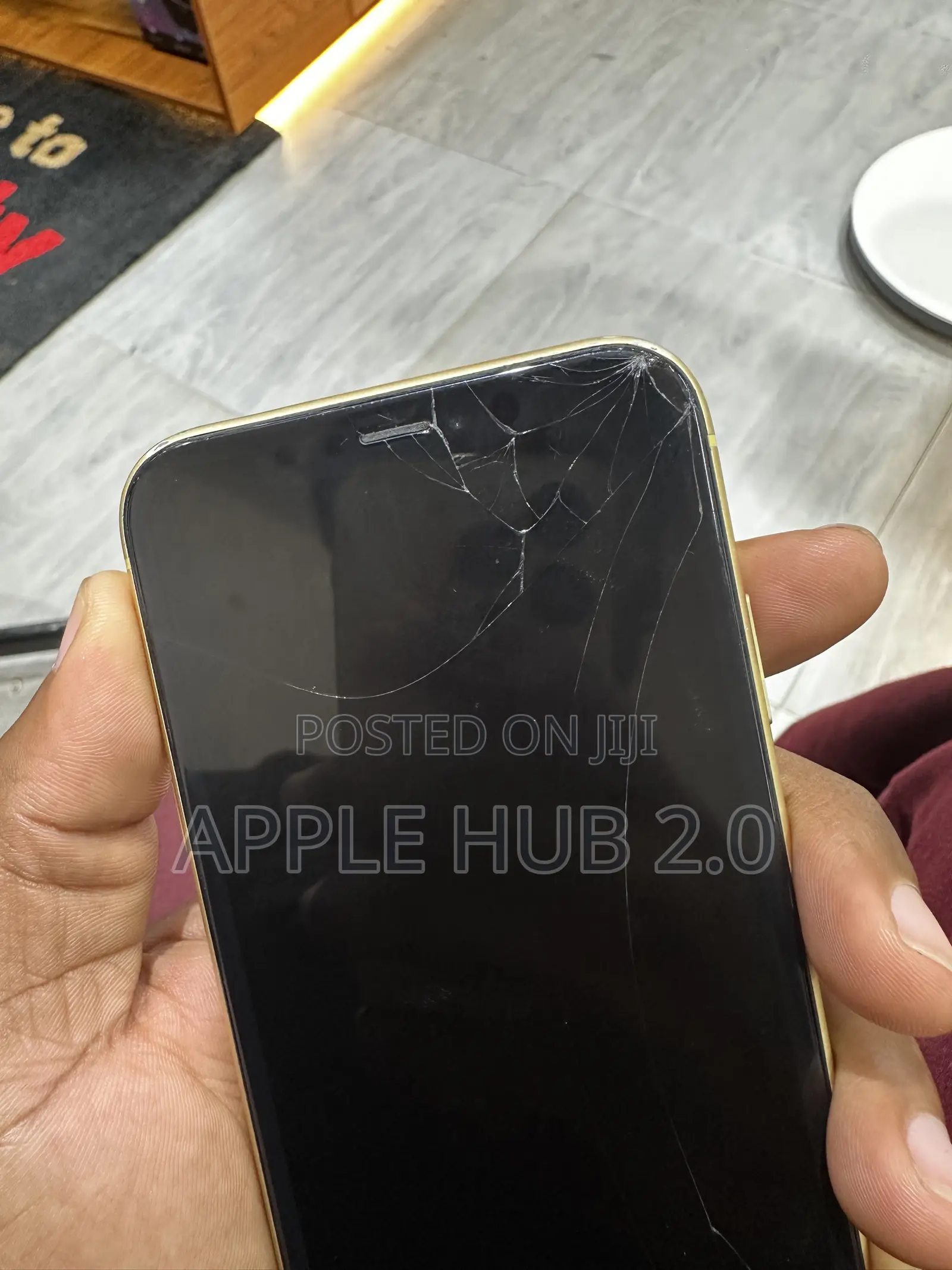 Apple iPhone XR 64 GB Yellow