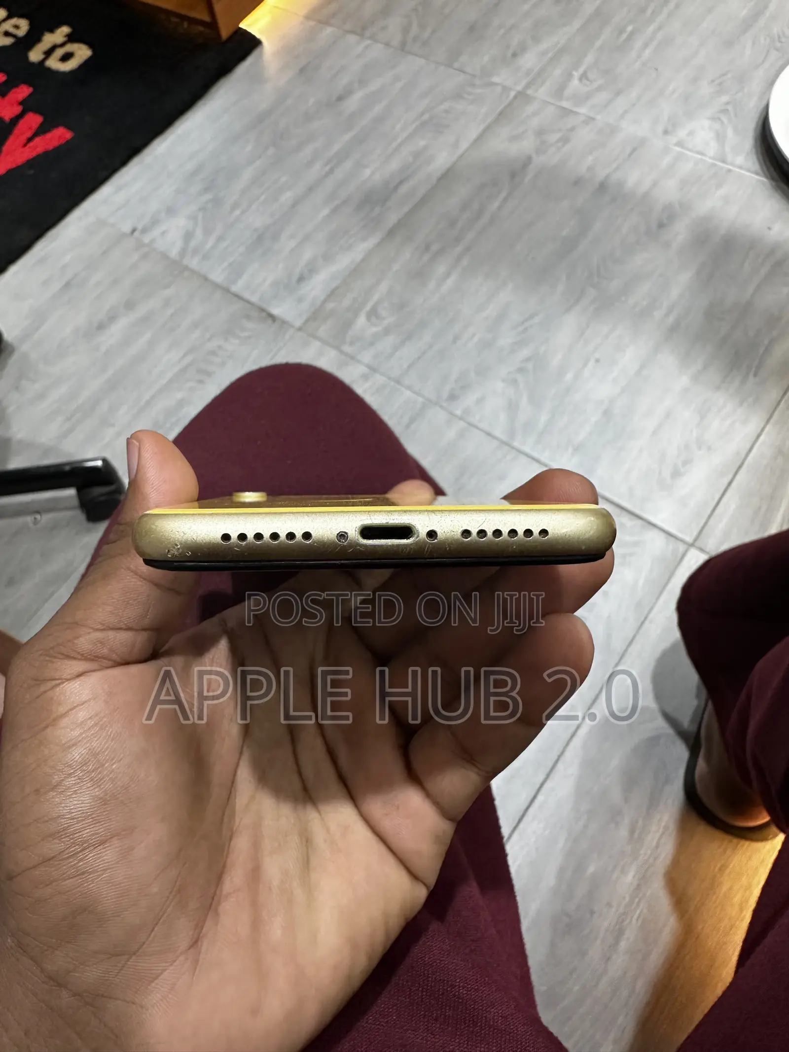 Apple iPhone XR 64 GB Yellow