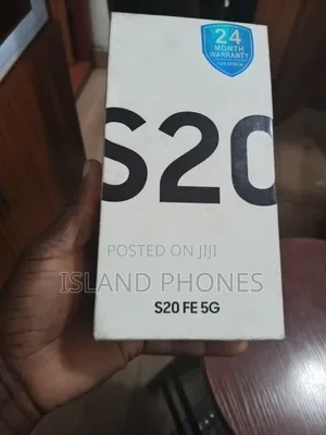 New Samsung Galaxy S20 FE 128 GB Blue