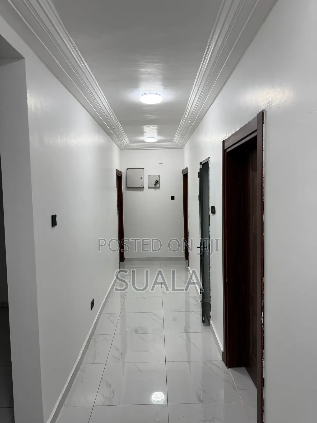 3bdrm Apartment in Nyaho Tamacloe, Cemetery Area for rent