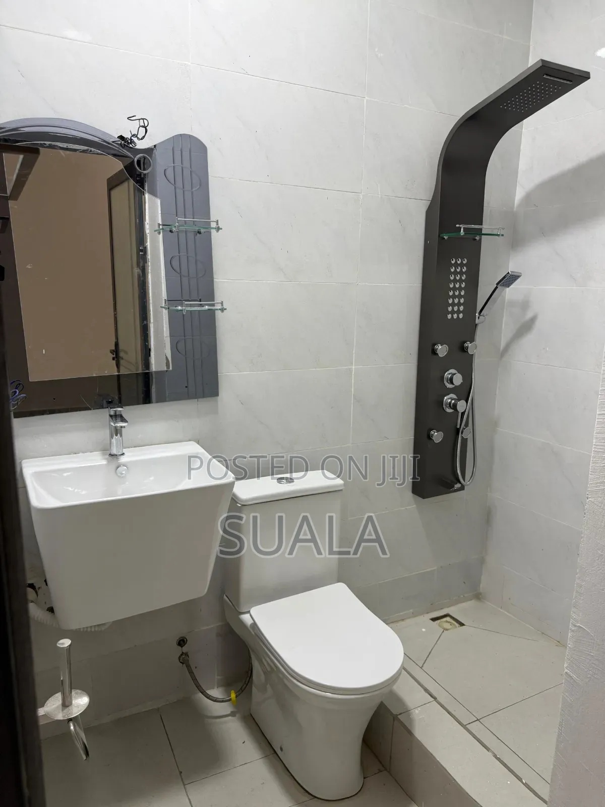 3bdrm Apartment in Nyaho Tamacloe, Cemetery Area for rent