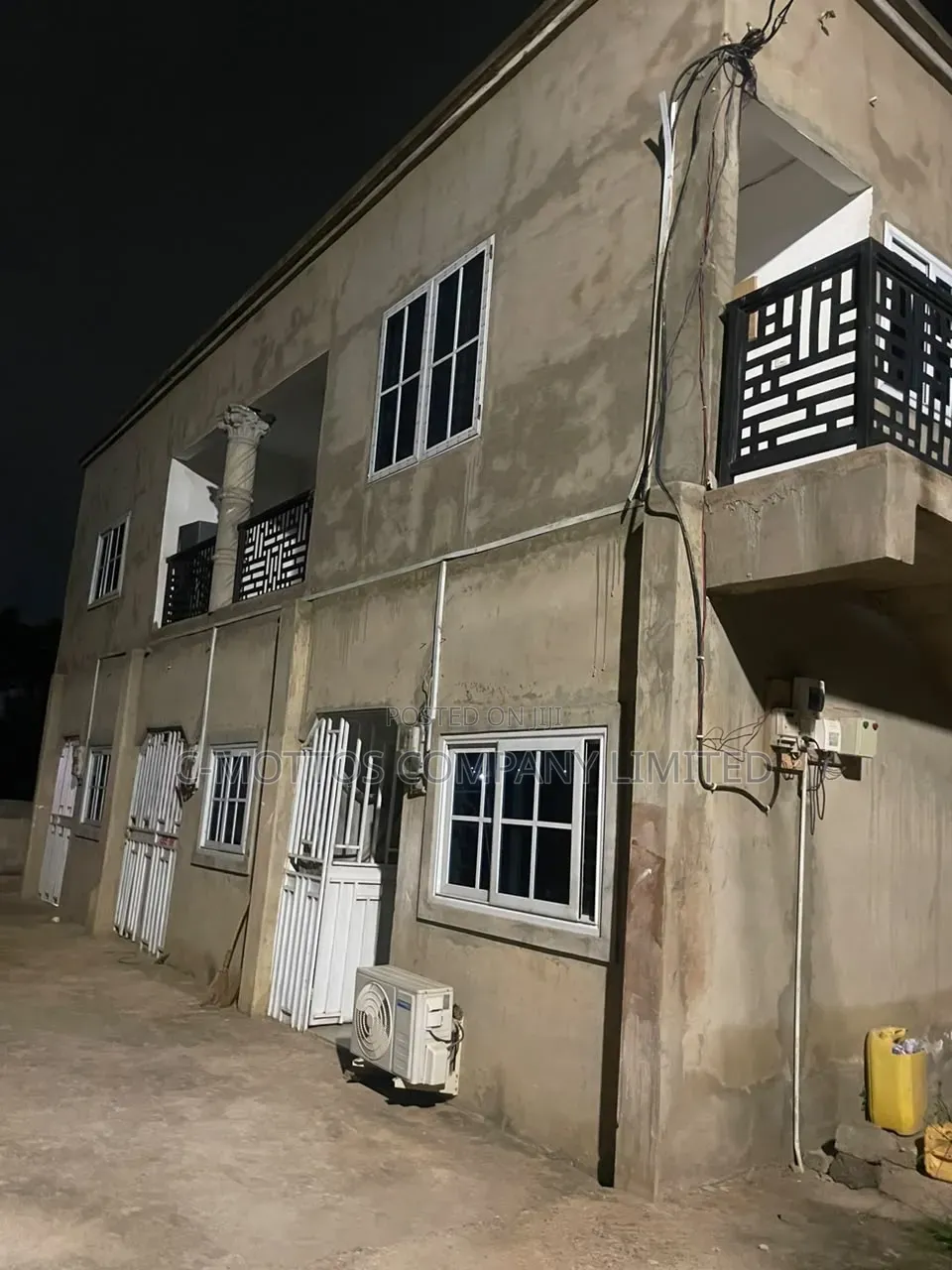 Furnished 6bdrm Block of Flats in Wedokum, Main Station for sale