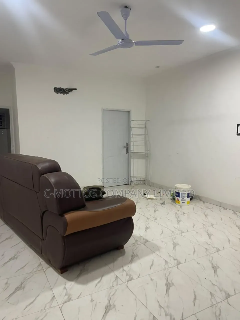 Furnished 6bdrm Block of Flats in Wedokum, Main Station for sale