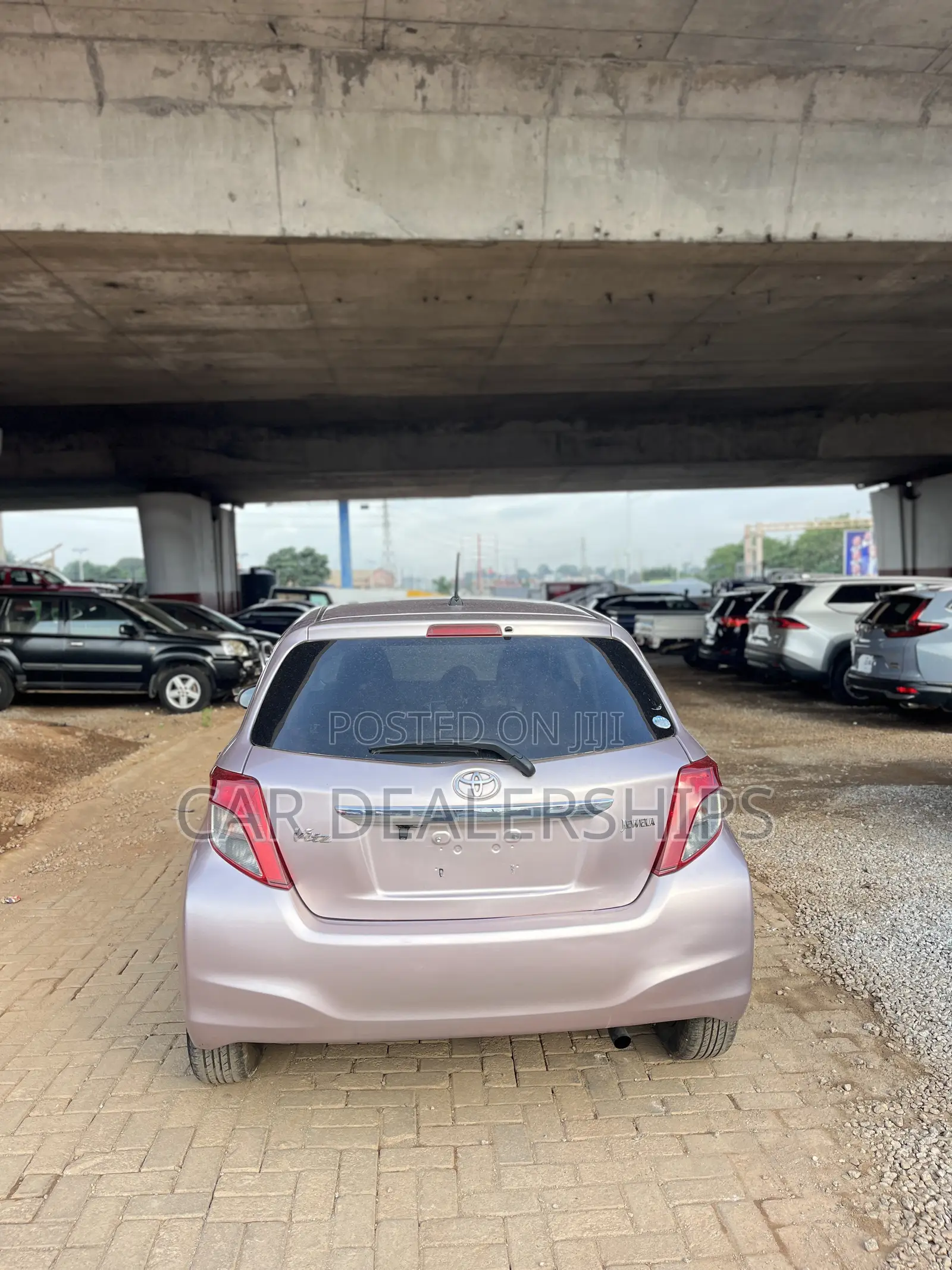 Toyota Vitz 2012 Gray