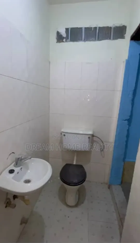 1bdrm Apartment in ECOMOG for rent