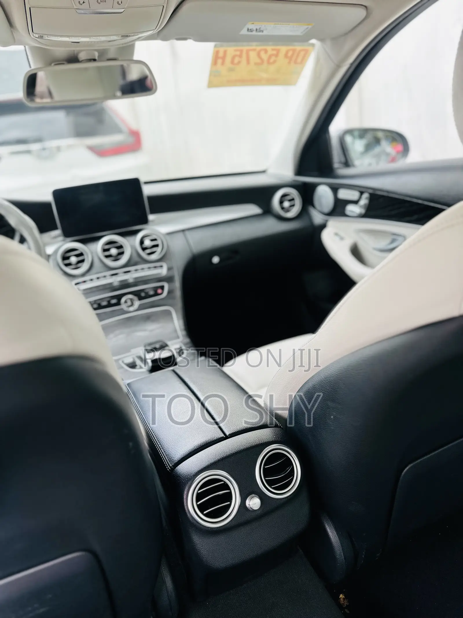 Mercedes-Benz C300 2016 Silver