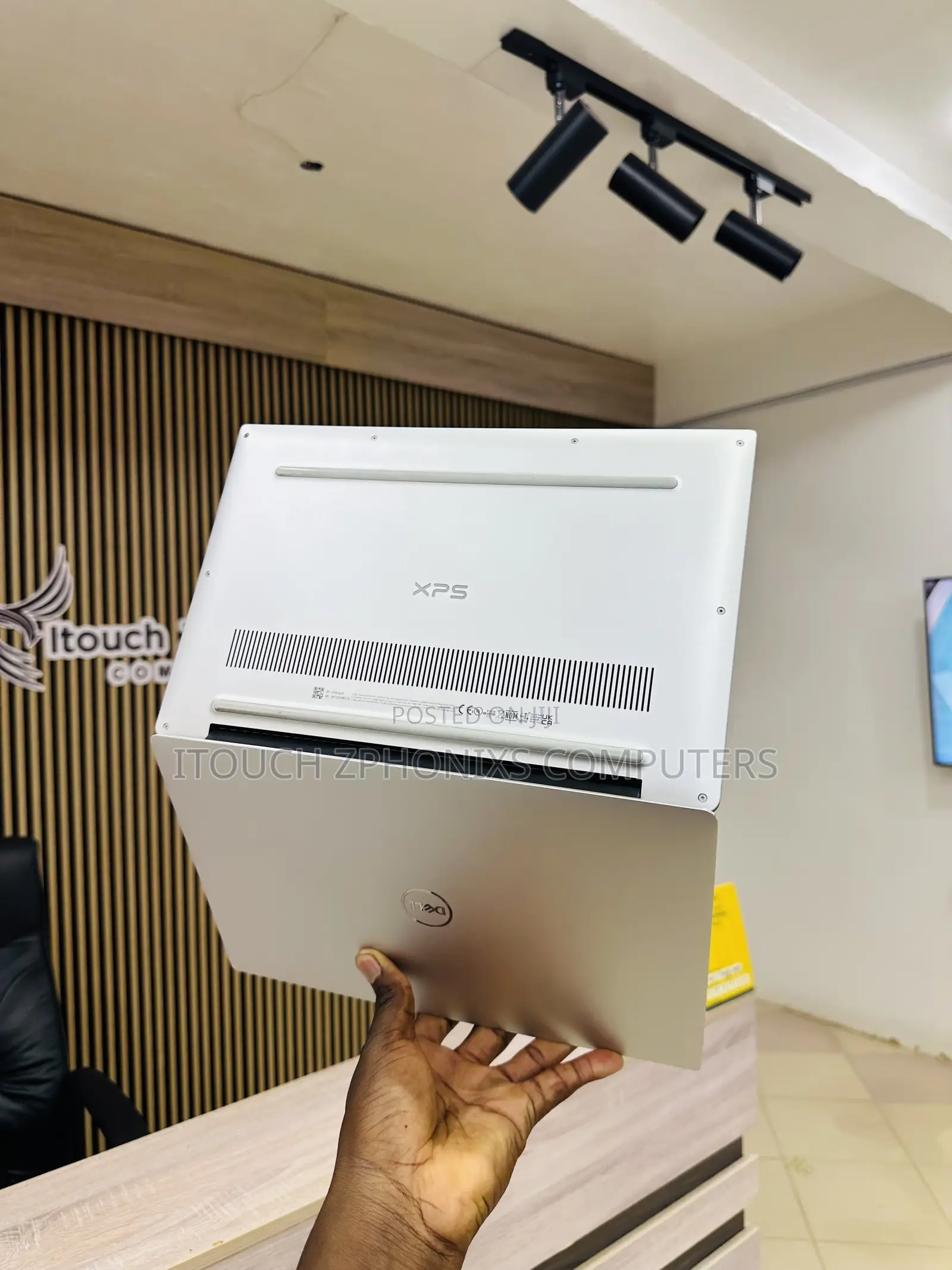 Laptop Dell XPS 13 1GB Intel Core i7 SSD 512GB