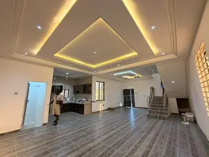 3bdrm House in Hills, East Legon for rent