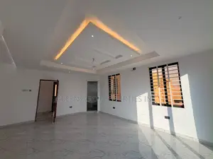 3bdrm House in Hills, East Legon for rent
