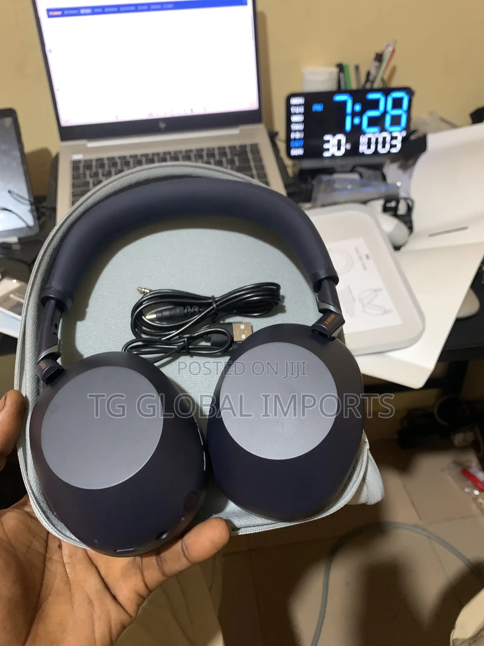 Premium WH-1000XM6 Style Wireless Headphones (Navy Blue)