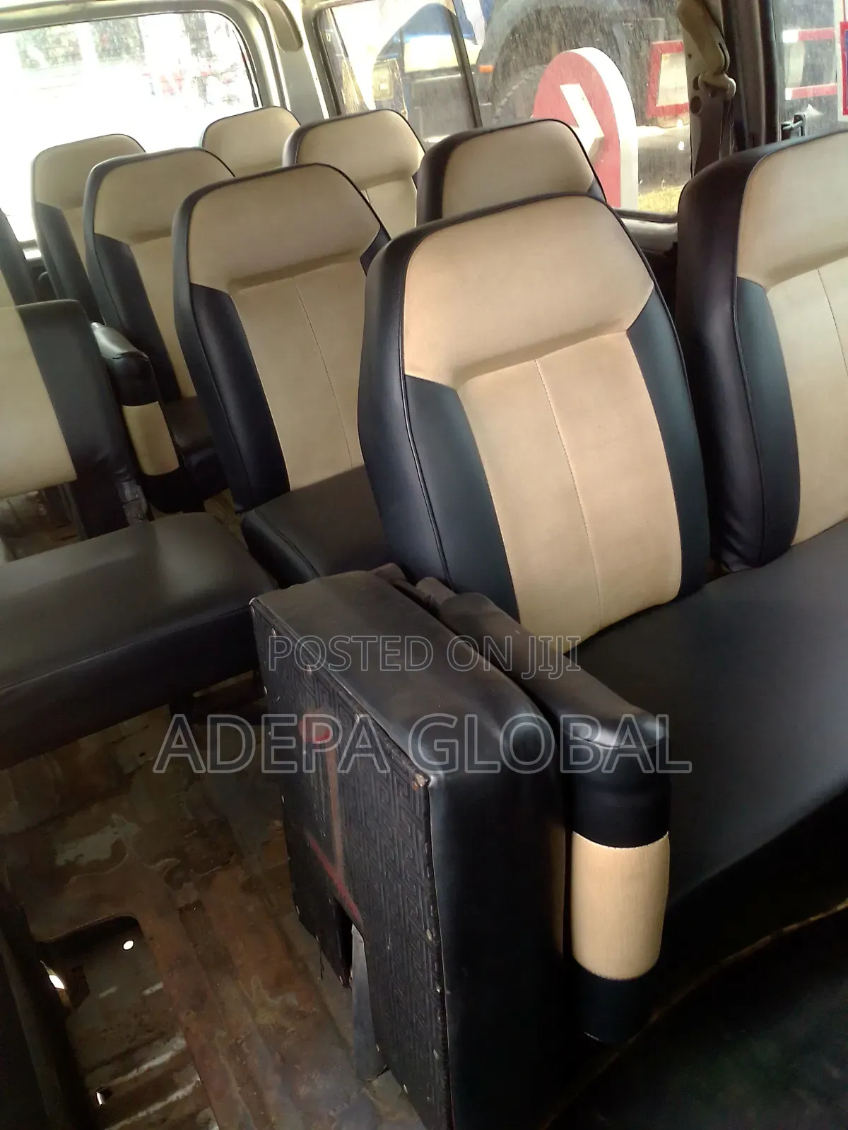 Nissan Caravan (Urvan) 2021 Grey