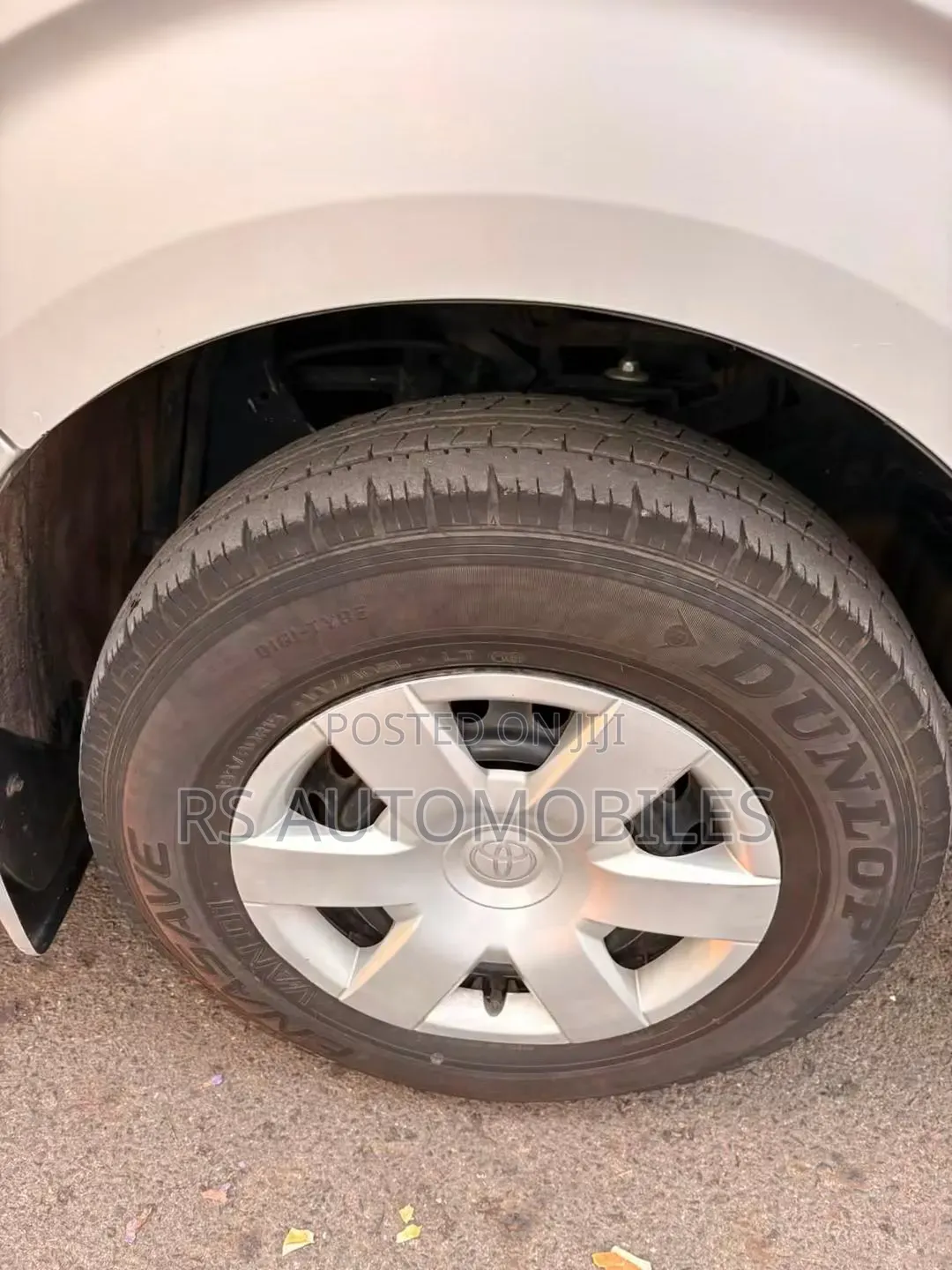 Toyota HiAce 2009 Silver