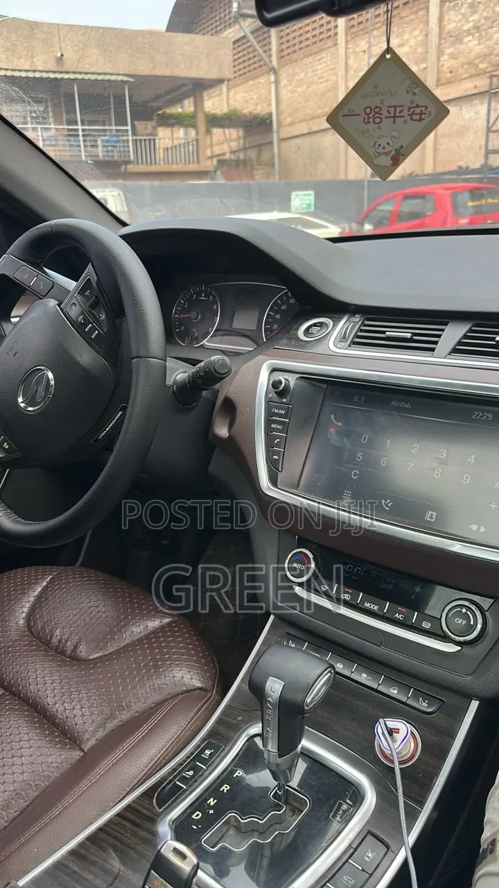 Land Rover Range Rover Evoque SE Premium 4x4 (2.0L 4cyl 9A) 2016 White