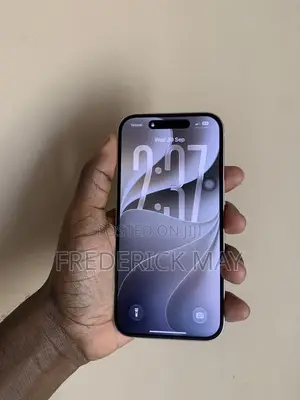 Apple iPhone 15 128 GB Pink