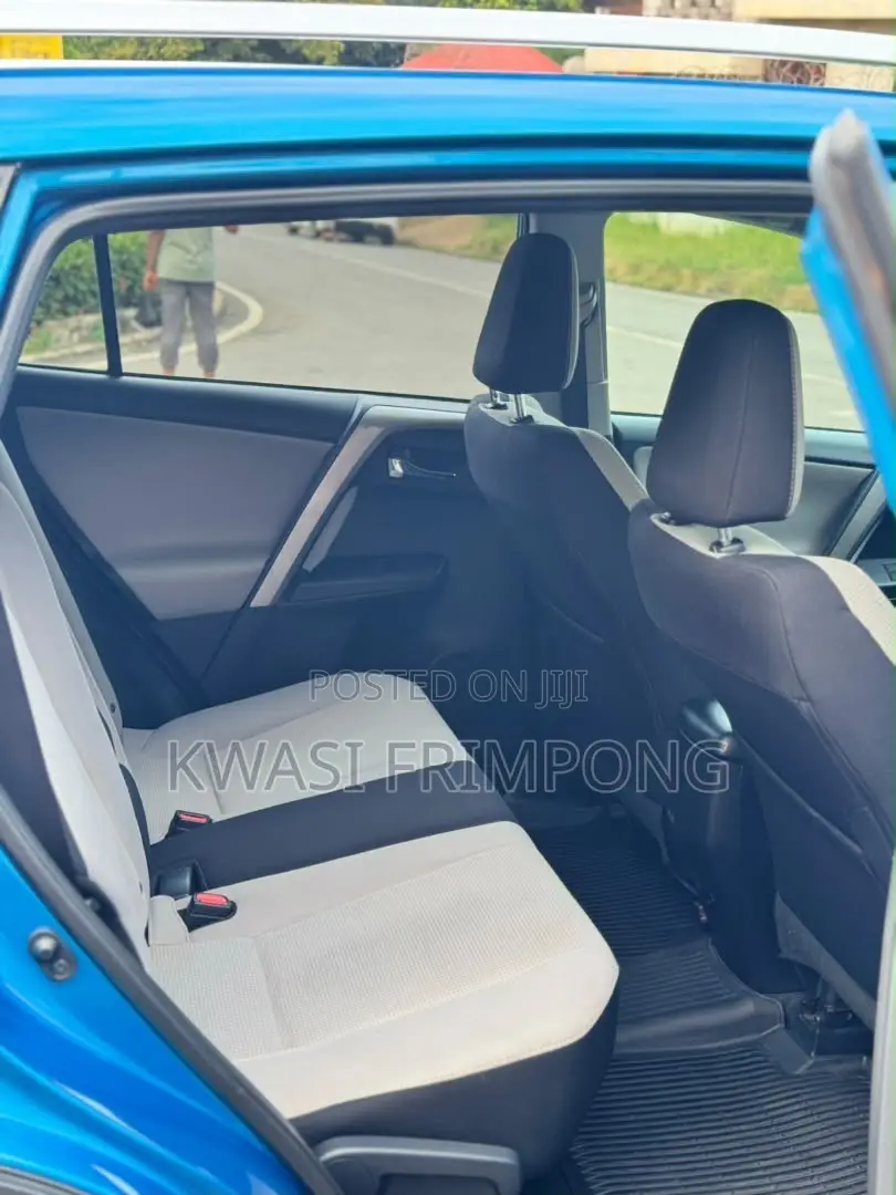 Toyota RAV4 2018 White