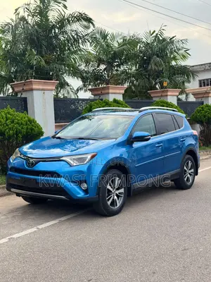 Toyota RAV4 2018 White