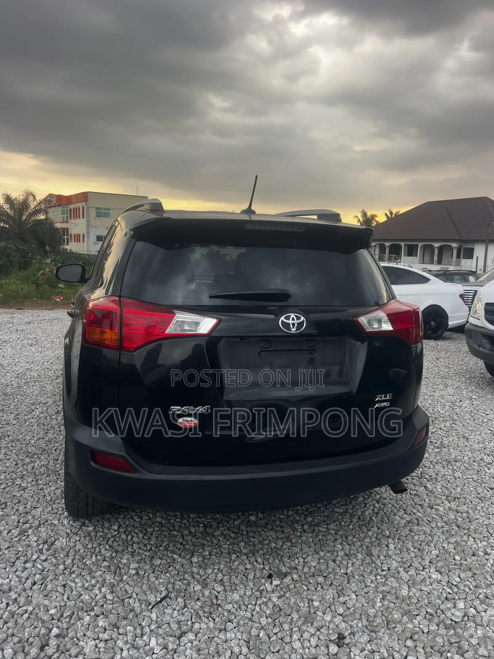 Toyota RAV4 XLE AWD (2.5L 4cyl 6A) 2016 Brown