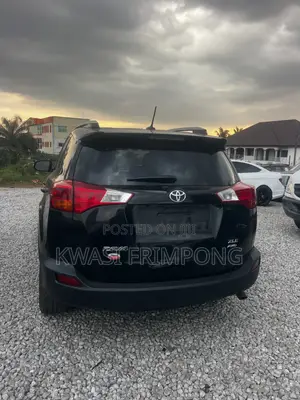 Toyota RAV4 XLE AWD (2.5L 4cyl 6A) 2016 Brown