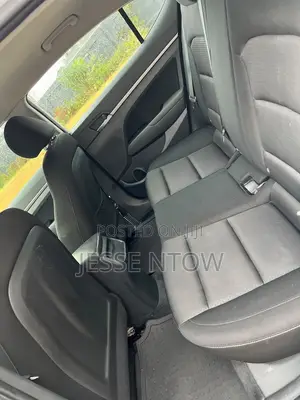 Hyundai Elantra 2017 White