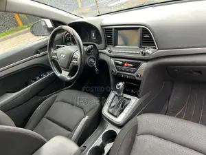 Hyundai Elantra 2017 White