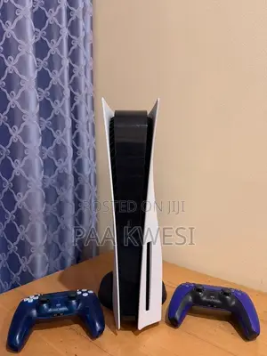 PS5 Standard Edition (Disc Version)