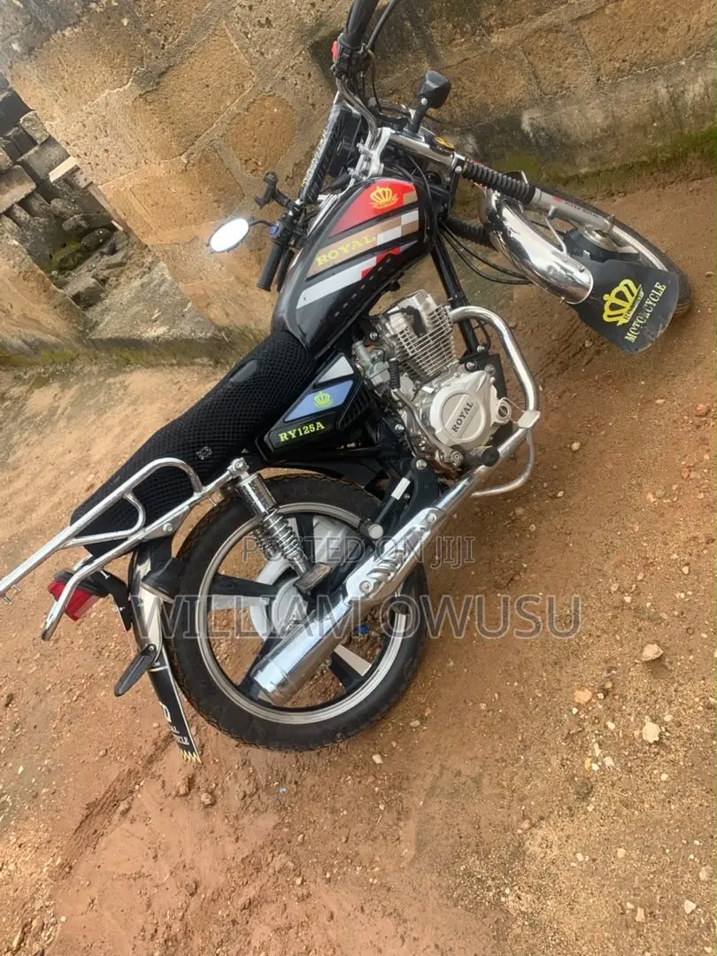 New Royal RY125 2026 Silver