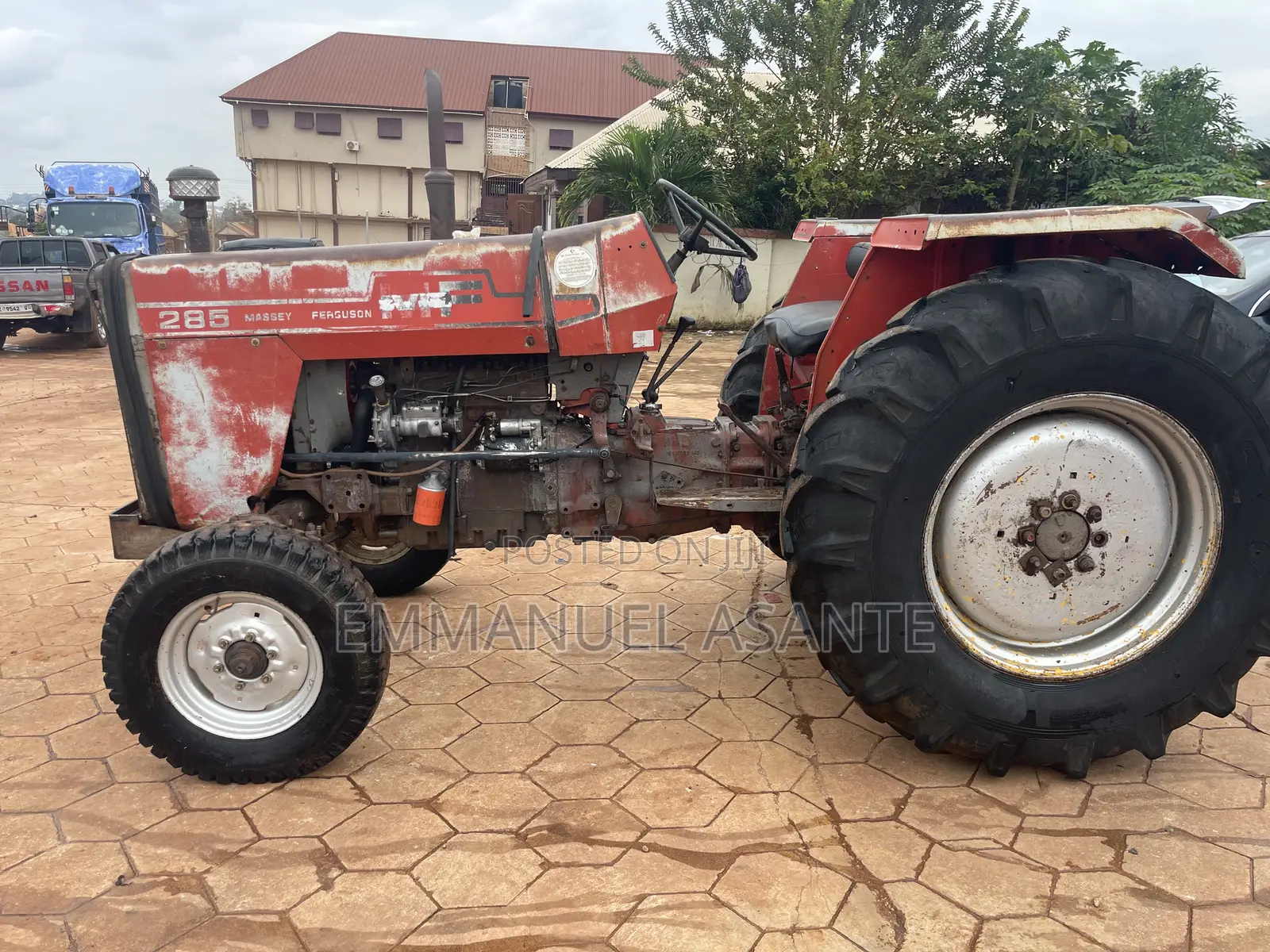 285 Massey Ferguson Tractor