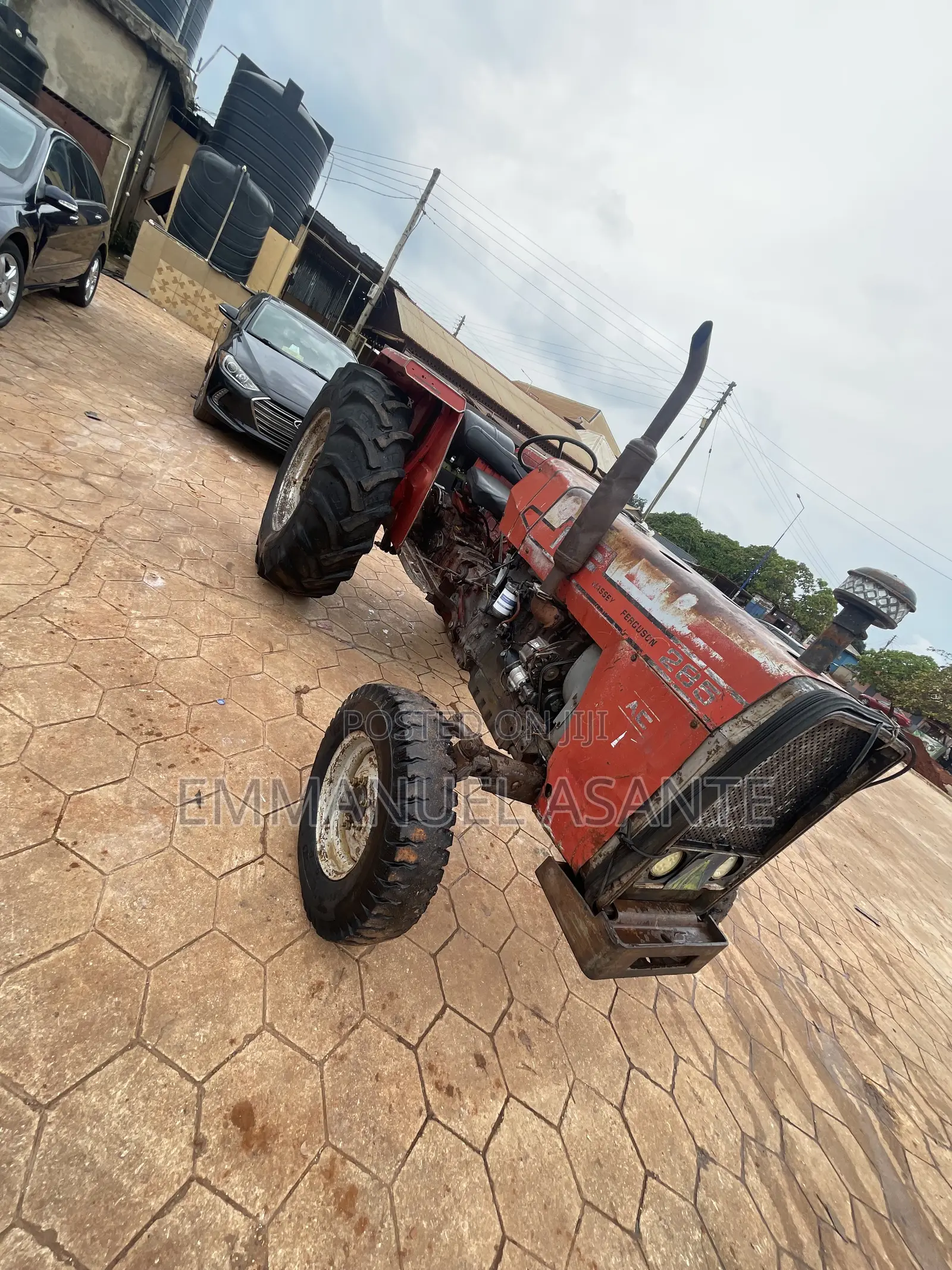 285 Massey Ferguson Tractor