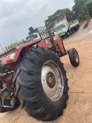 285 Massey Ferguson Tractor