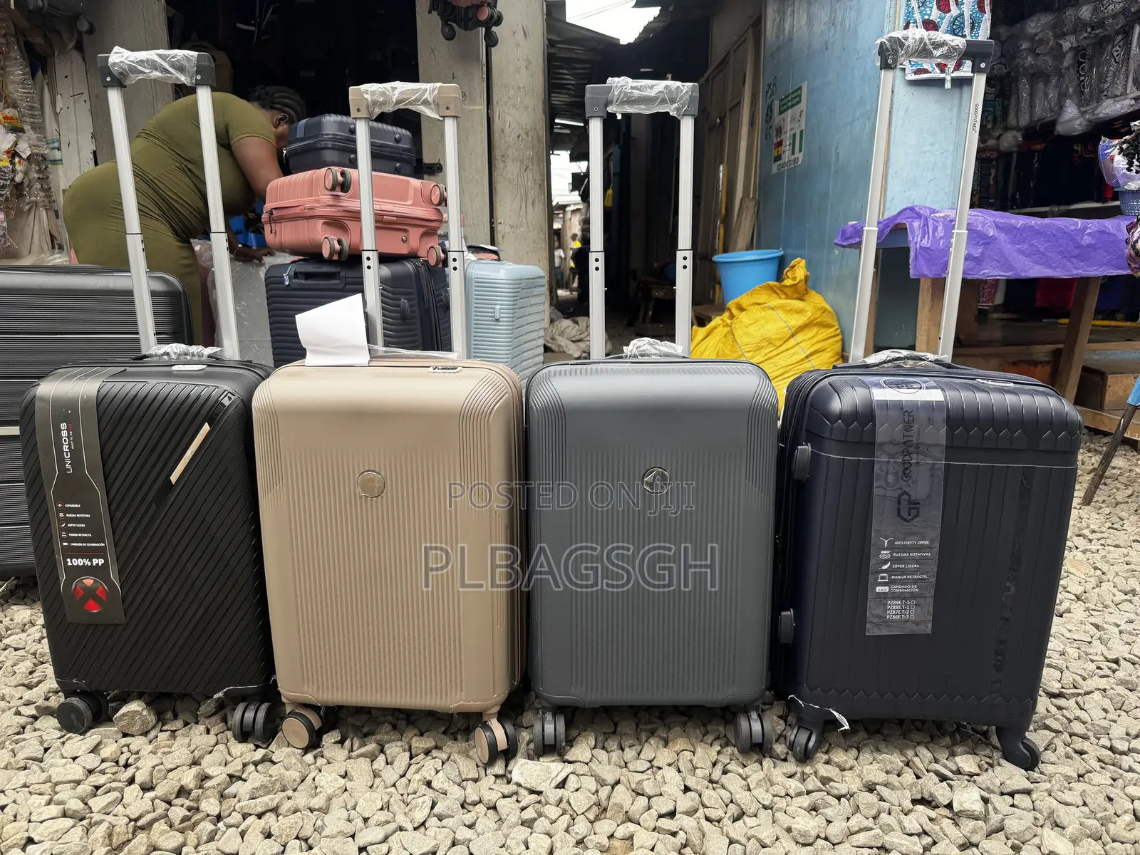 Hand Luggage Carry on Bag Unbreakable Luggage 19-29 Inches