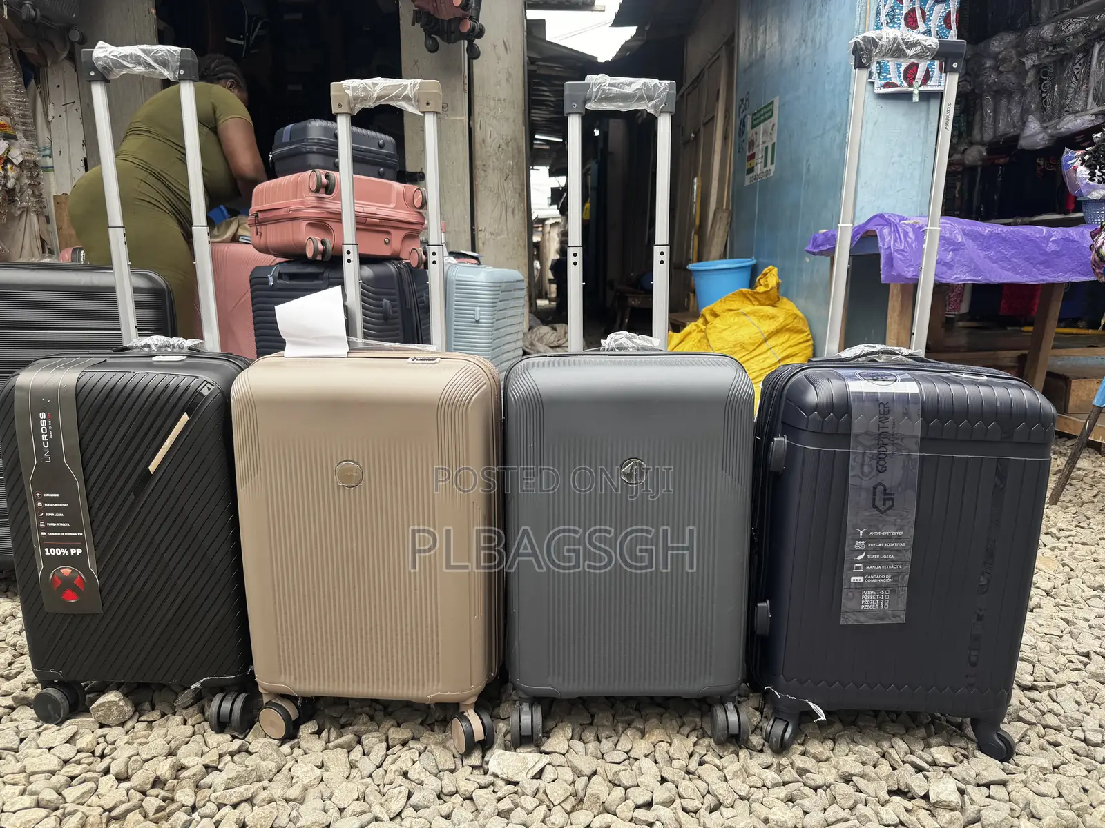 Hand Luggage Carry on Bag Unbreakable Luggage 19-29 Inches