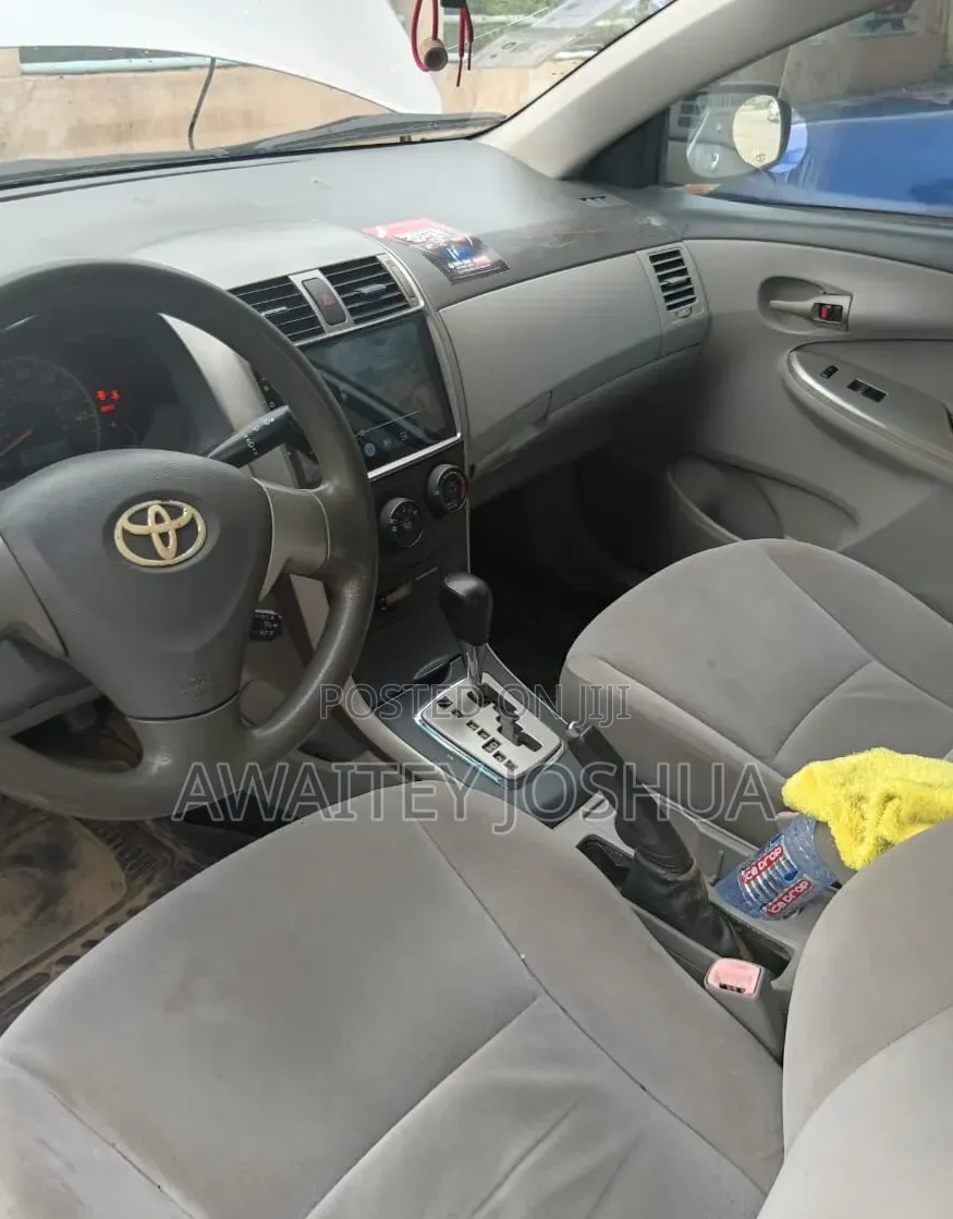 Toyota Corolla 2013 Black