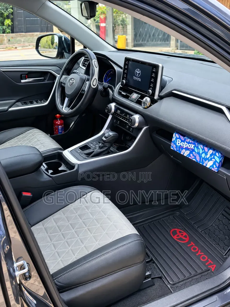 Toyota RAV4 2019 Gray