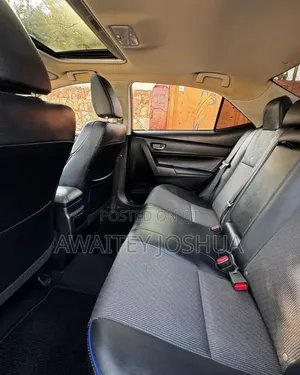 Toyota Corolla 2017 Silver