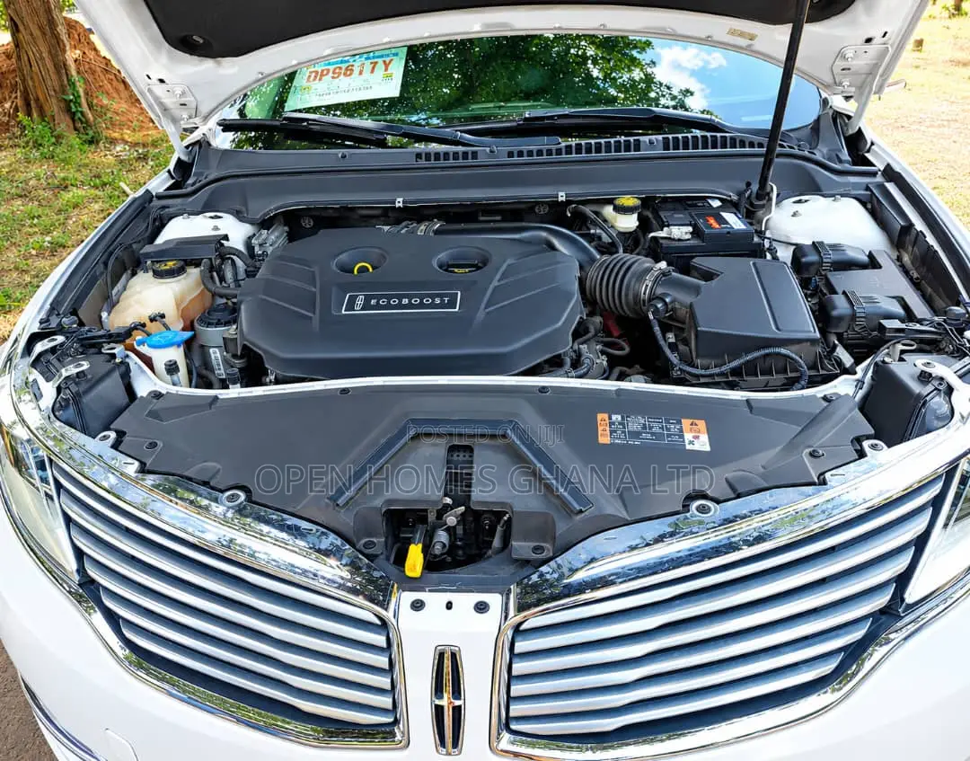 Lincoln MKZ 2016 White