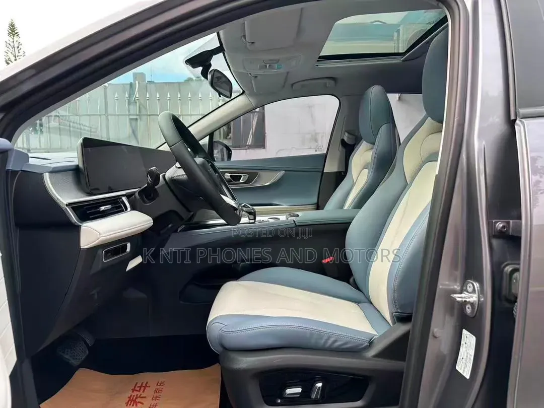Chery Omoda 5 2024 Gray