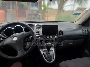 Pontiac Vibe AWD 2006 Gray