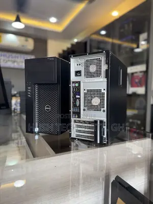 Desktop Computer Dell Precision 3000 16GB Intel Core i7 SSD 256GB