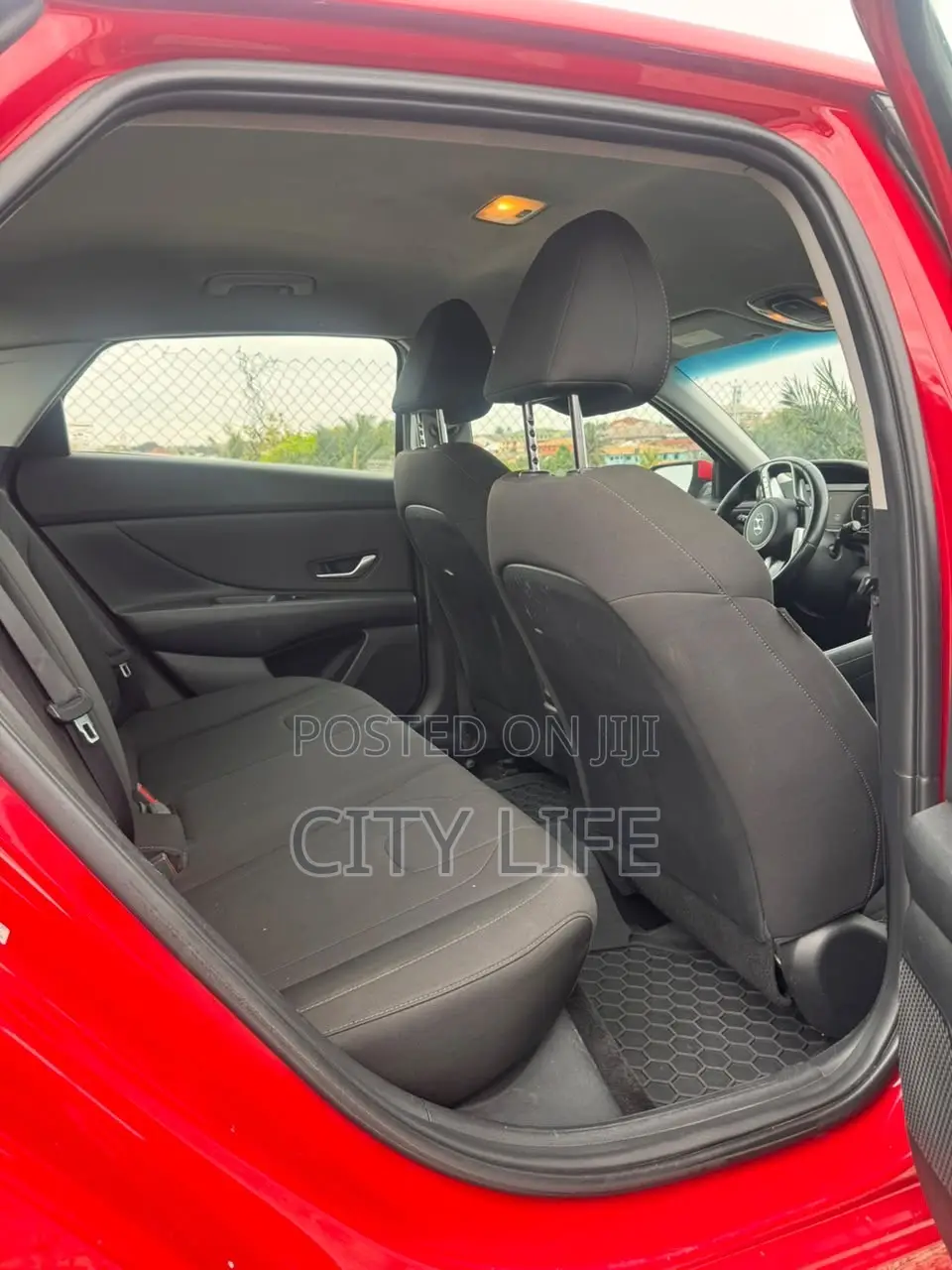 Hyundai Elantra 2022 Red