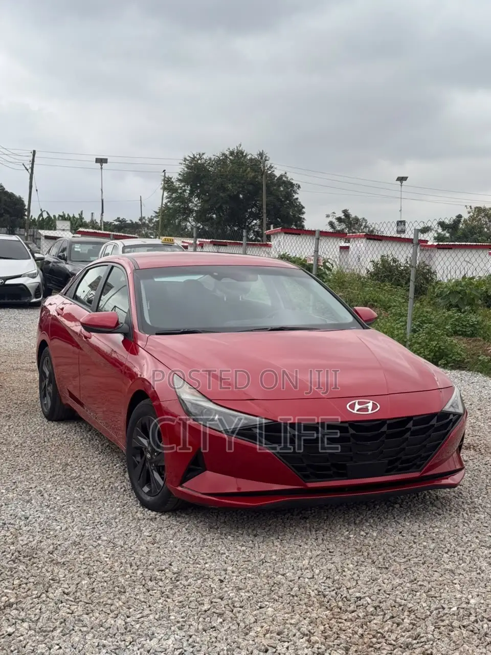Hyundai Elantra 2022 Red