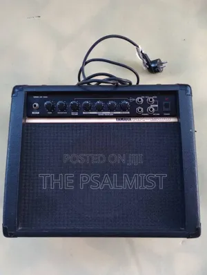 Yamaha AR 1500 Guitar Amp