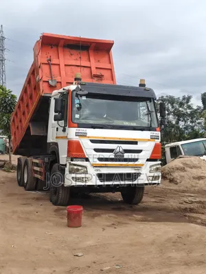 Tipper Truck