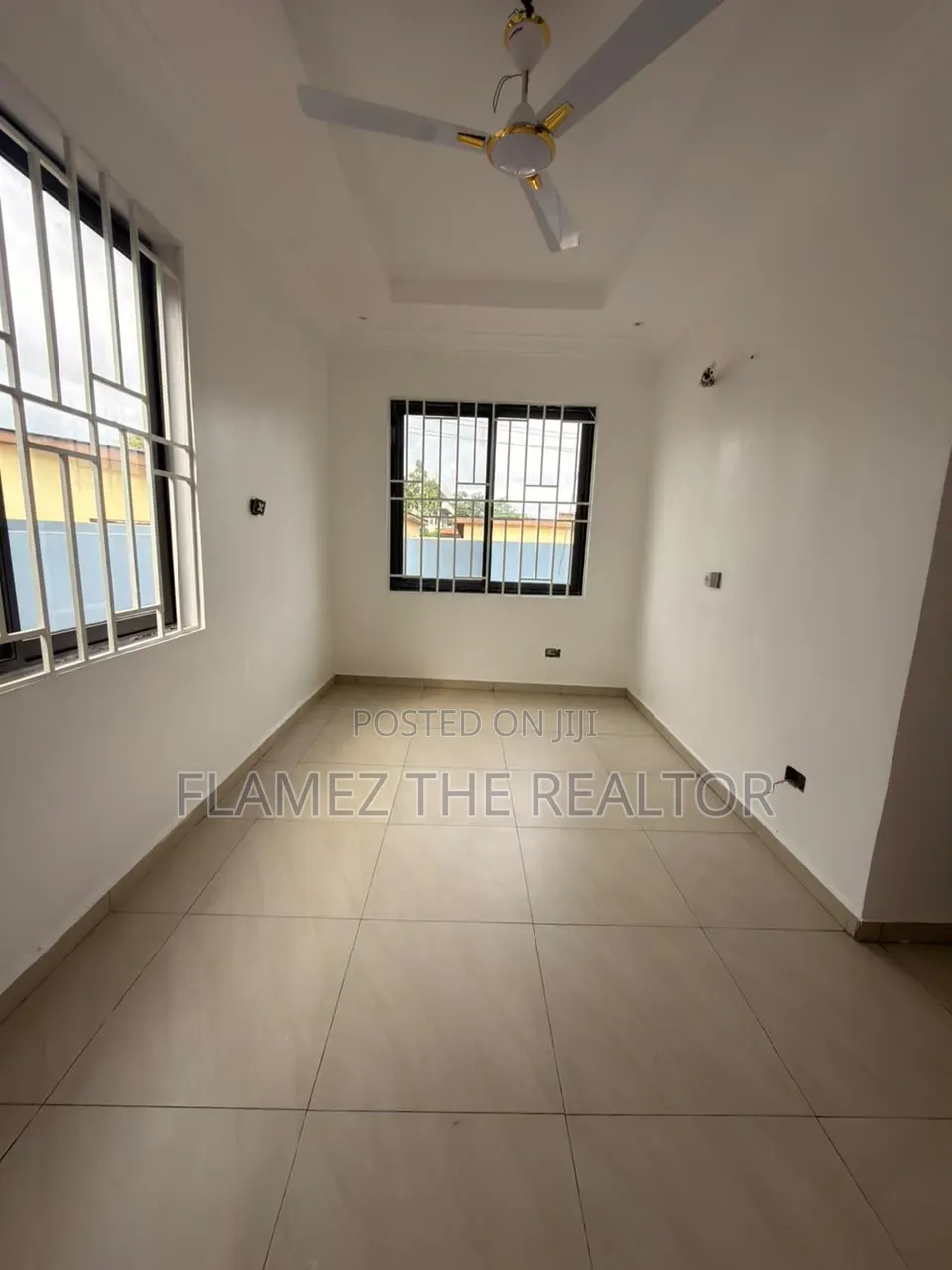3bdrm House in Cfc Estate, Mile 7 for sale