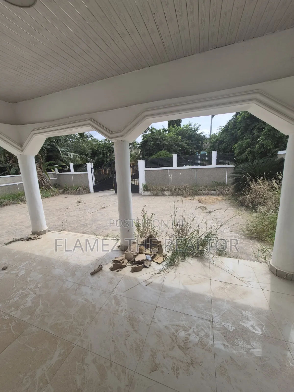 3bdrm House in Koans Estate, Amasaman for sale