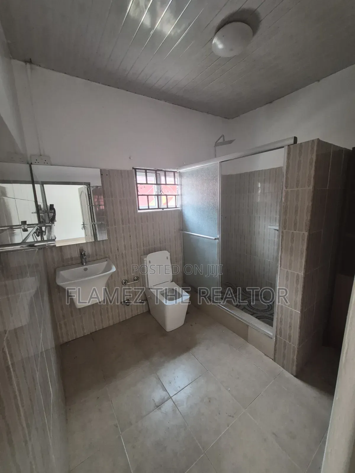 3bdrm House in Koans Estate, Amasaman for sale