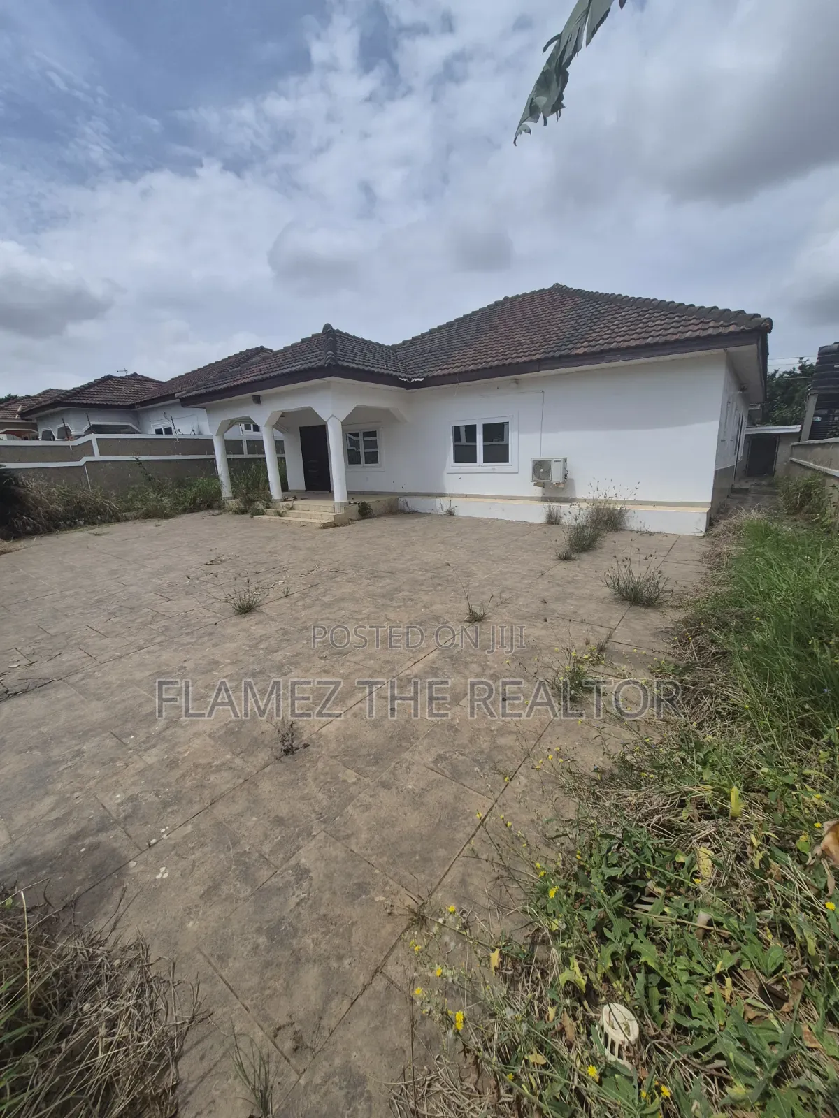 3bdrm House in Koans Estate, Amasaman for sale