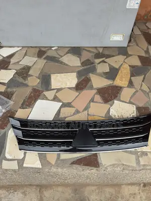 Mitsubishi Outlander 2022 2023 2024 2025 2026 Front Shells / Grill